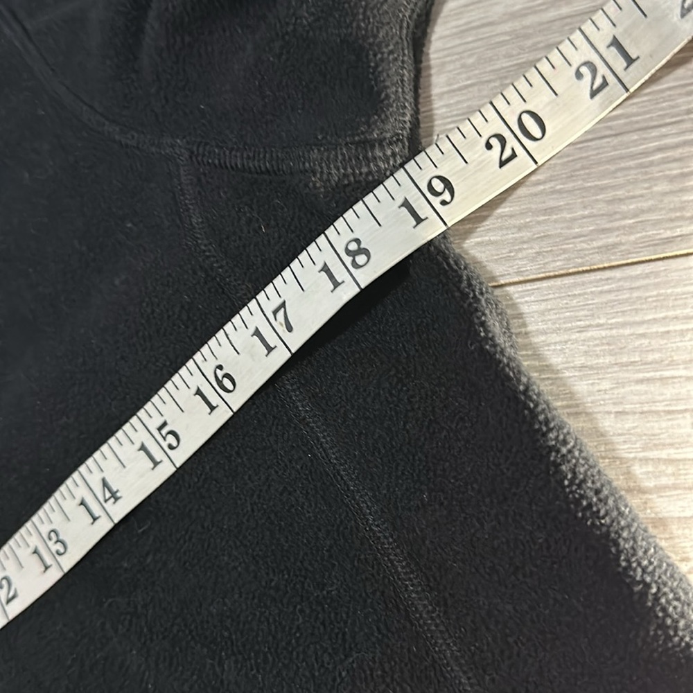 Patagonia small S black fleece jacket - Picture 3 of 3